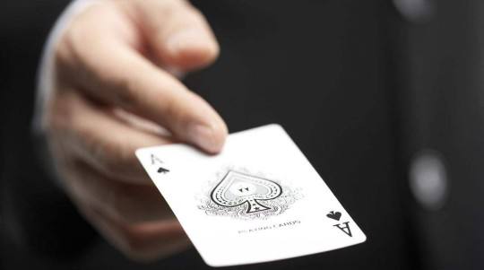 标有X的纸牌魔术