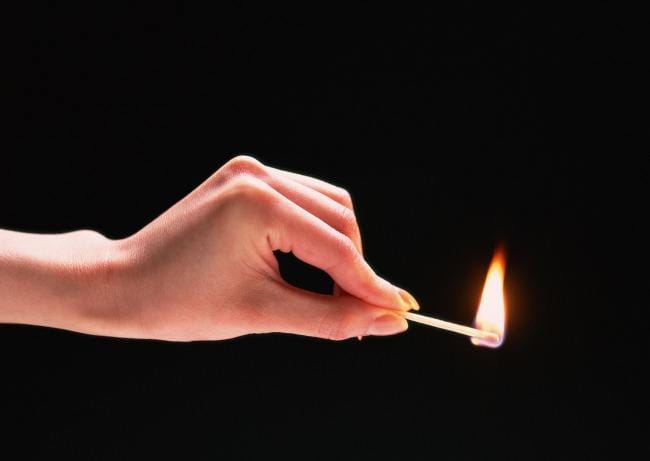 舞台魔术火柴拉燃器制作