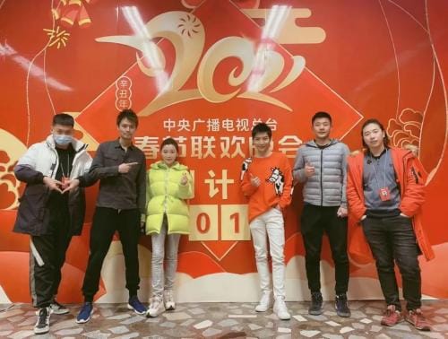 2021央视春晚魔术剧《喜从天降》请欣赏